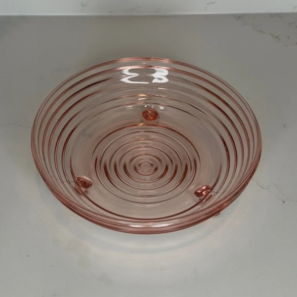Vintage Anchor Hocking Manhattan Pink 3-Footed Open Candy Dish Ribbed‎ Footed 7